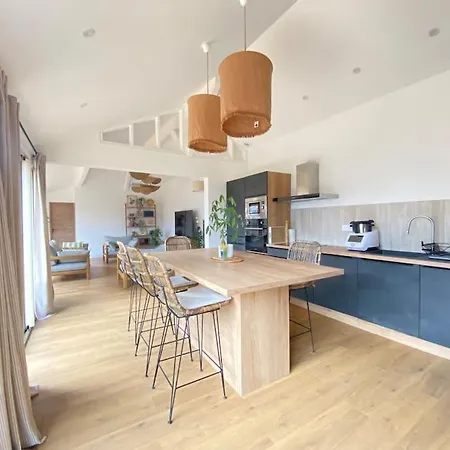 Genets - 3 Parentales Avec Terrasse Et Piscine - Proche *