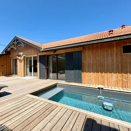 Villa Genets - 3 Parentales Avec Terrasse Et Piscine - Proche
